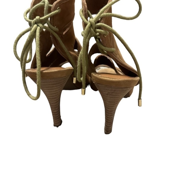 Seychelles Play Along Tan Suede Lace-Back Shootie Heels Size 6 - Picture 5 of 8